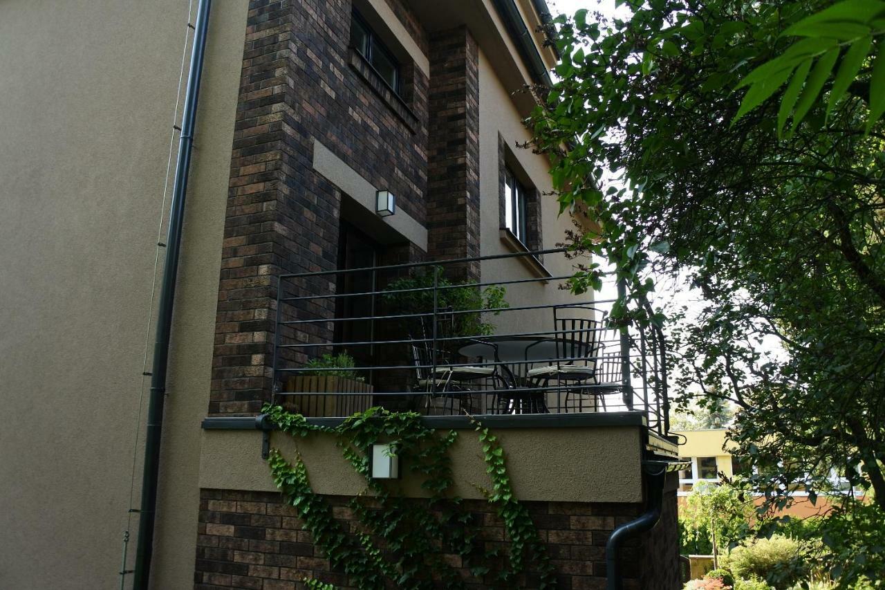 Apartman V Zahrade Praha Troja - Apartment In The Garden Prague Troja Dış mekan fotoğraf