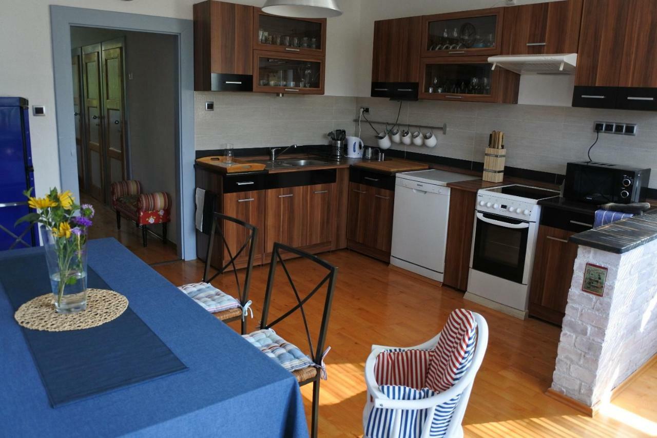 Apartman V Zahrade Praha Troja - Apartment In The Garden Prague Troja Dış mekan fotoğraf